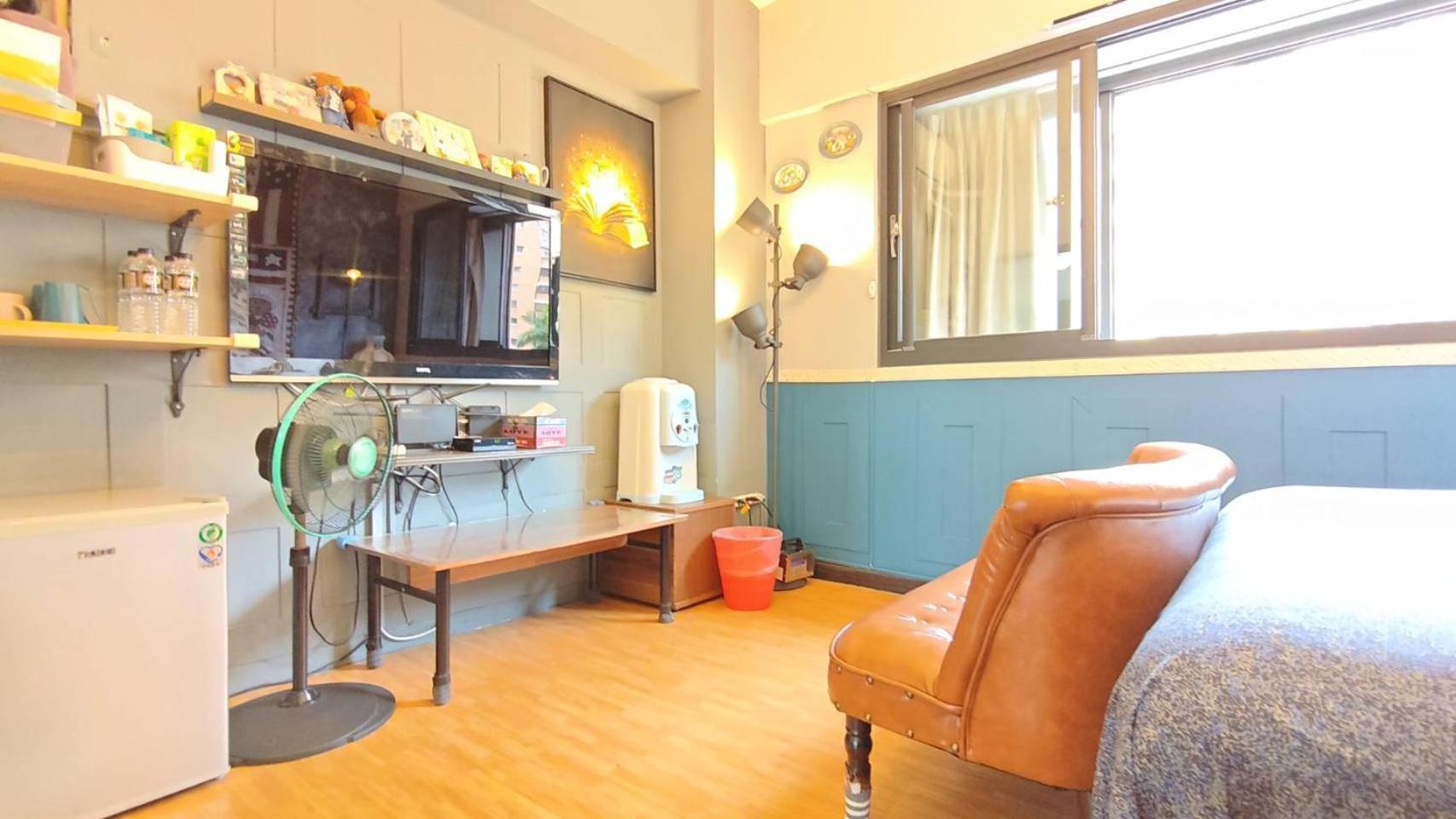 一中喵喵 有統編收據 Hotel Taichung Buitenkant foto