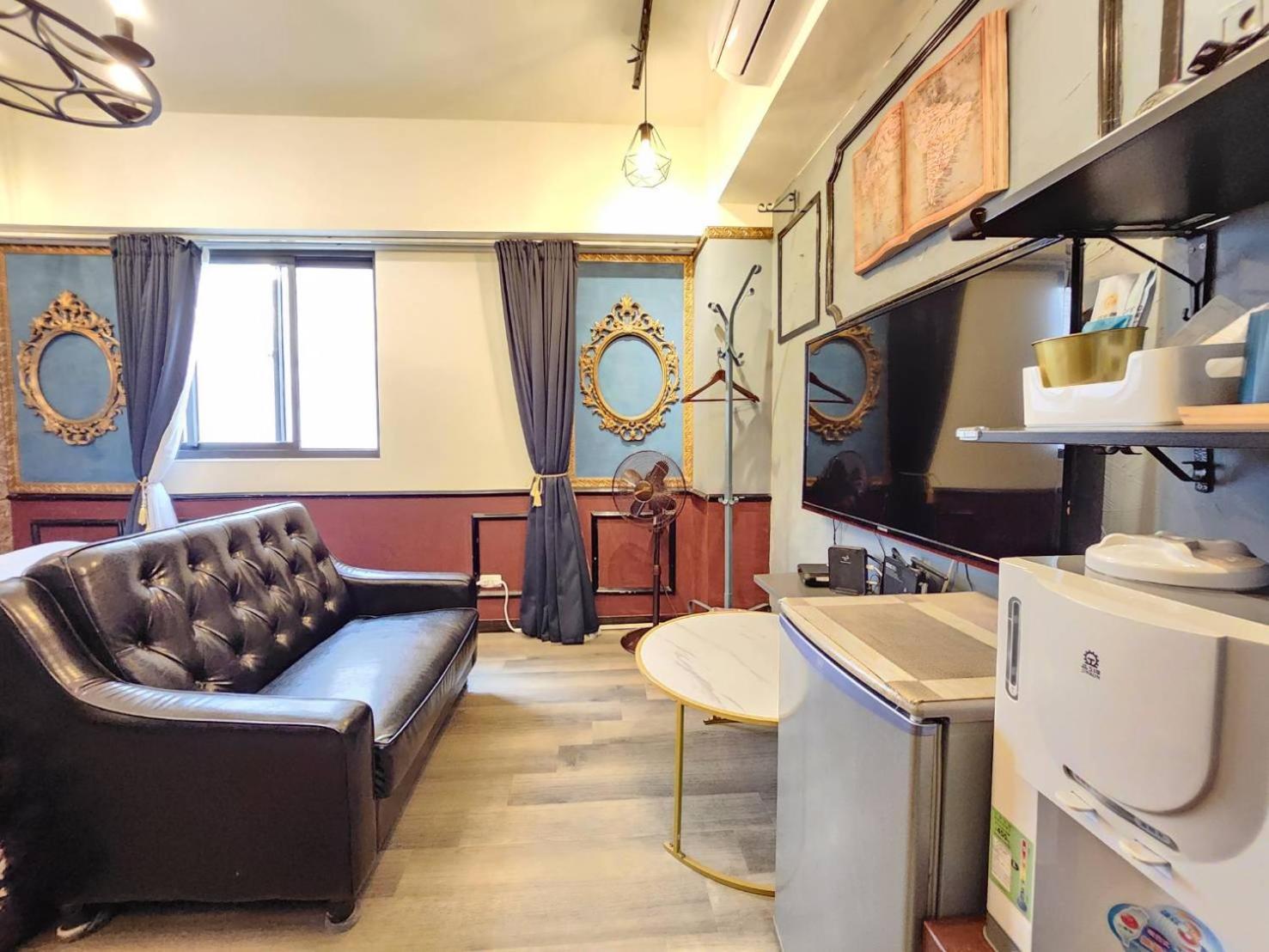 一中喵喵 有統編收據 Hotel Taichung Buitenkant foto